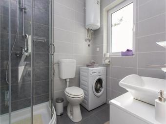 Two-bedroom Holiday Home Zgaljici 08