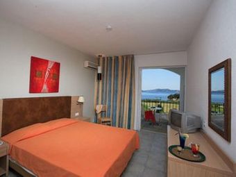 Plaza Hotel Kanapitsa