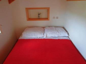 Robinson House Dubrova