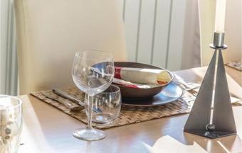 Three-bedroom Holiday Home In Rasa