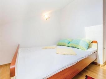 Two-bedroom Apartment In Rasopasno