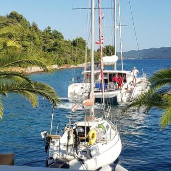 Hostal Villa Rava Residence & Restaurant