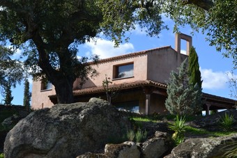 Agroturismo Finca El Corti�al