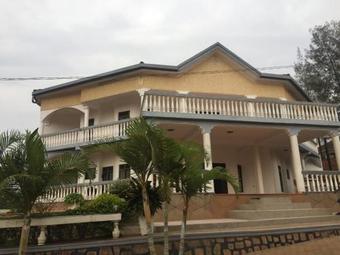 Hostal Romalo Guesthouse