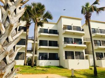 Apartamento Gambia Seafront Central