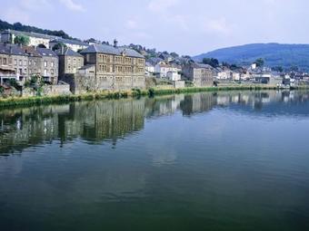 Cozy Farmhouse In Gesves With Covered Terrace