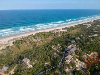 Travessia Beach Lodge