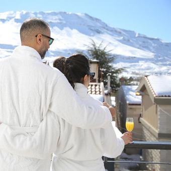 Le Cedrus Suites Hotel