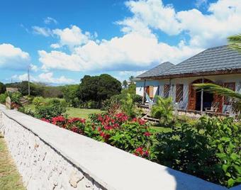 Villa Hummingbird Cottage