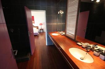 Villa Yin & Yang