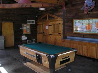 Mount Vernon Camping Resort Studio Cabin 5