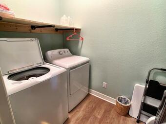 Sea Biscuits & Gravy Home