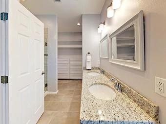 121 Laguna Village Dr Home