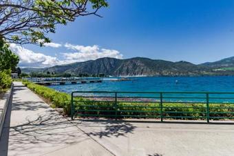 Schmitt Lakefront Getaway