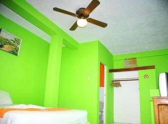 Hotel The Bakadeer Inn