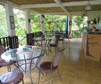 Bed & Breakfast Heliconia Island