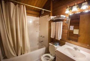 Lake Texoma Camping Resort Cabin 12