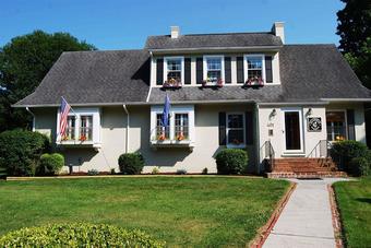 Bed & Breakfast Clay Corner Inn