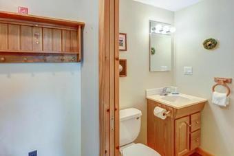 Amherst Lake Cozy Cottage