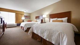 Posada Best Western Cotton Tree Inn