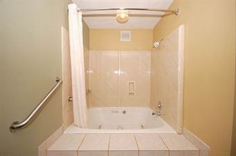 Hotel Quality Inn Mt. Pleasant