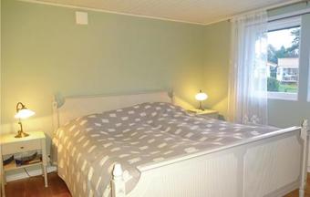 Three-bedroom Holiday Home In Beddingestrand