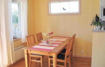 Holiday Home T�ngesundsv�gen Moll�sund