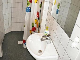 Two-bedroom Holiday Home In Svensh�gen