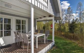 Three-bedroom Holiday Home In Arjang