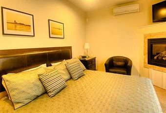 Hostal Lotus Guest House