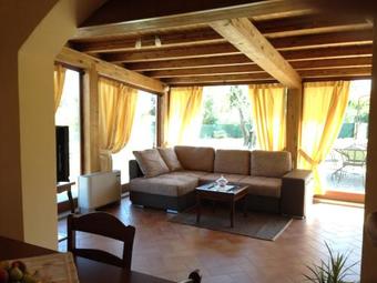 Villa Mira