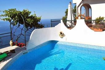 Furore Villa Sleeps 4 Pool Wifi