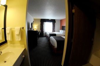 Americinn Hotel And Suites Pella
