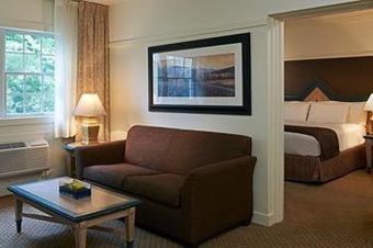 Posada Two Trees Inn At Foxwoods