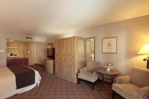Best Western Plus Posada Royale Hotel & Suites