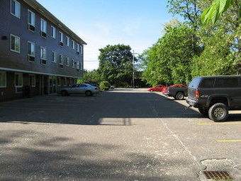 Hotel Handys Extended Stay Suites