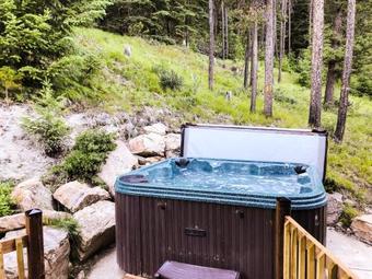 Panorama Resort Luxury Vacation Home With Fairmont Creek