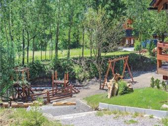 Three-bedroom Holiday Home In Oscadnica