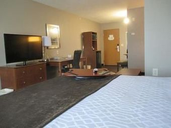 Hotel Centerstone Suites