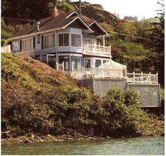 Posada Jenner Inn & Cottages