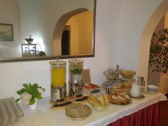 Hotel Z�mok Topo??ianky