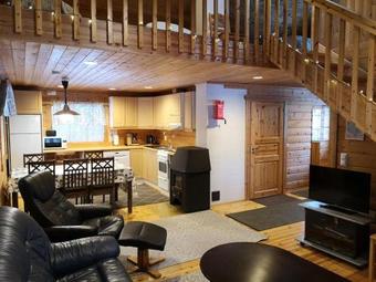 Villa Kuhahuvila, Maatilamatkailu Ilom�ki