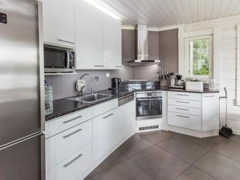 Holiday Home Villa Aallokko