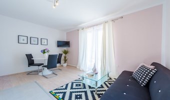 Apartments Villa Made 4U