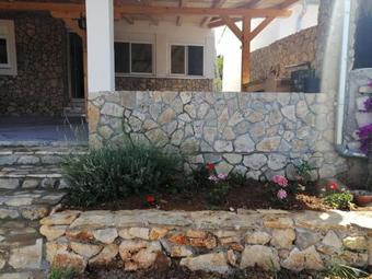 Robinson Home In Pa?man With Seaview, Terrace (4654-1)