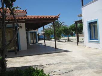 Hostal Maravelias House