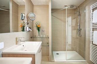 Das Reinisch - Vienna Airport Hotel