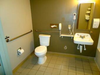 Hotel Super 8 By Wyndham Niagara Falls
