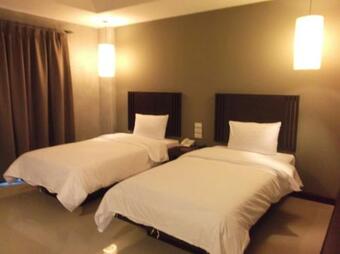 Hotel Chalicha Resort