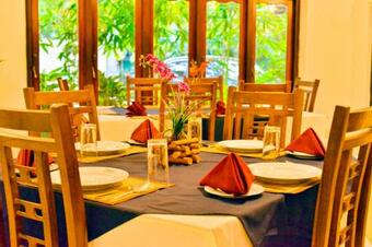 Thilaka City Hotel